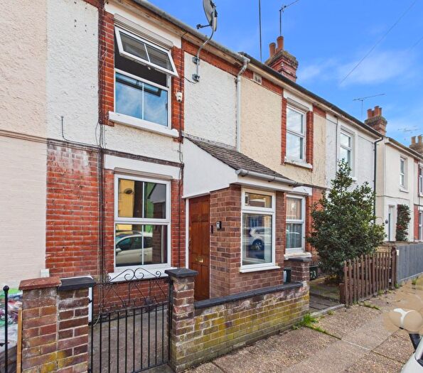 3 Bedroom Terraced House To Rent In Lisle Road, Colchester, CO2