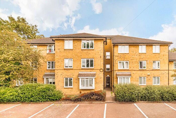 1 Bedroom Flat For Sale In Malyons Road, Lewisham, SE13