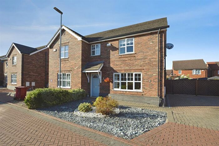 3 Bedroom Semi-Detached House For Sale In Garsdale Close, Scunthorpe, DN16