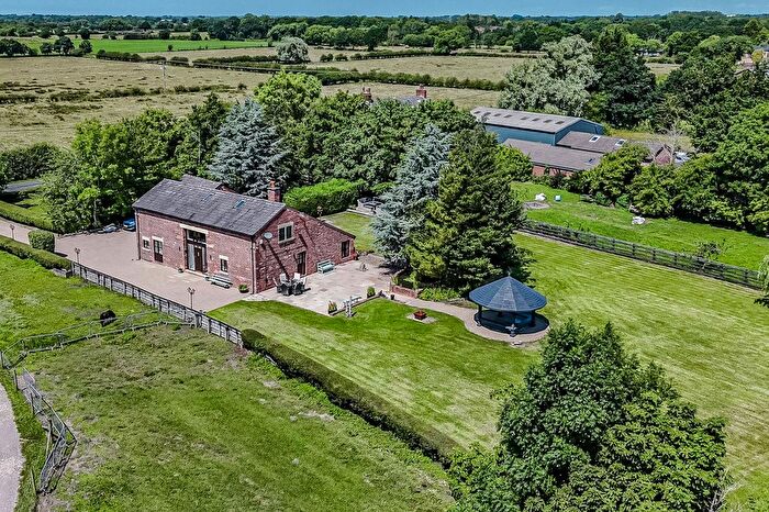 4 Bedroom Detached House For Sale In Ulnes Walton Lane, Leyland, PR26