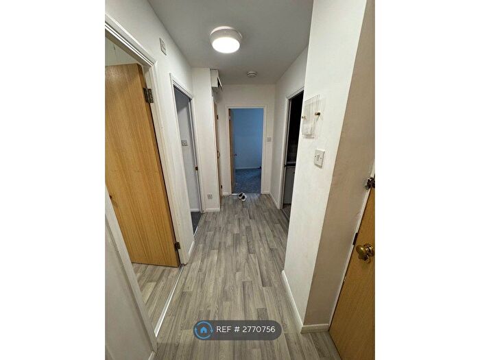 2 Bedroom Flat To Rent In Saco House, Bristol, BS1