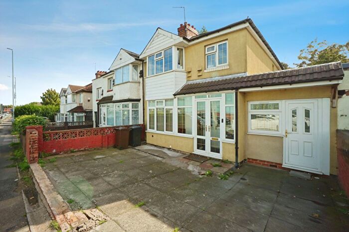 4 Bedroom Semi-Detached House For Sale In Willenhall Road, Portobello, Willenhall, WV13