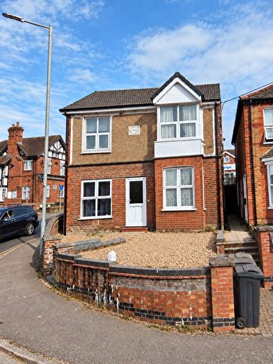 1 Bedroom Studio To Rent In Hughenden Road, HP13
