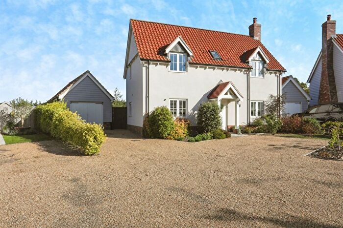 4 Bedroom Detached House For Sale In Mill Road, Badingham, Woodbridge, IP13
