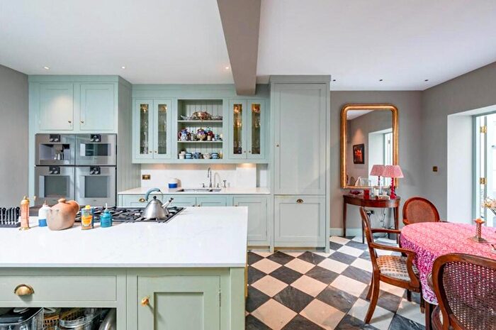 3 Bedroom Terraced House To Rent In Billing Place, London, SW10