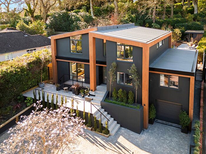 5 Bedroom Detached House For Sale In Park Homer Drive, Wimborne, Dorset, BH21