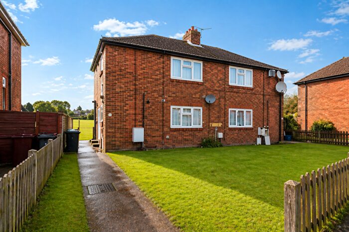 1 Bedroom Flat For Sale In Solway Road South, Luton, LU3