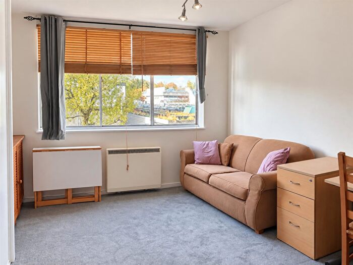 Apartment To Rent In Boundary Road, St John's Wood, NW8