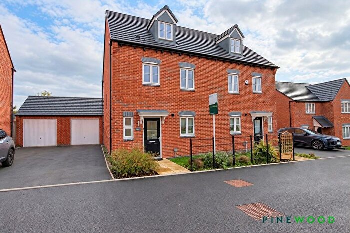 4 Bedroom Semi-Detached House For Sale In Perceval Street, Wingerworth, S42