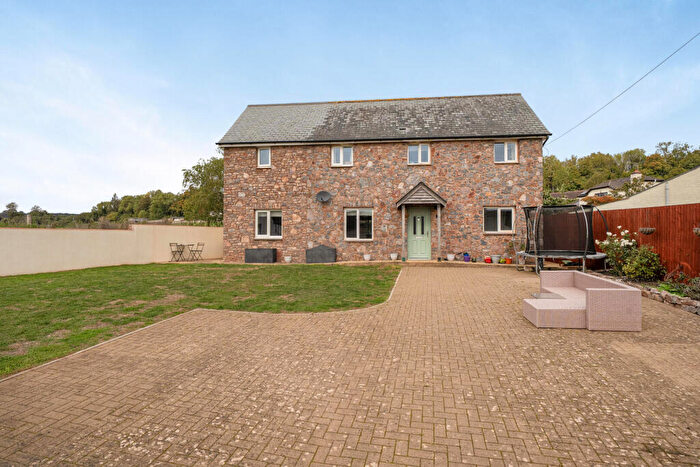 4 Bedroom Detached House To Rent In Mount Pleasant, Westleigh, Tiverton, EX16