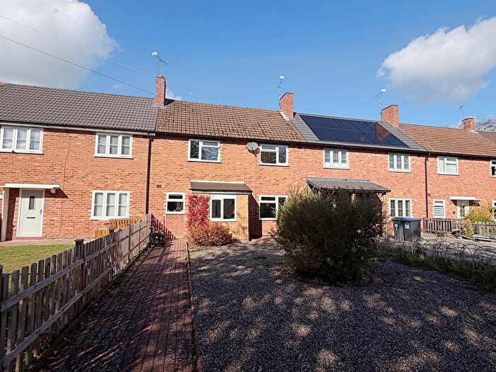 3 Bedroom Terraced House For Sale In Lancaster Place, Kenilworth, CV8
