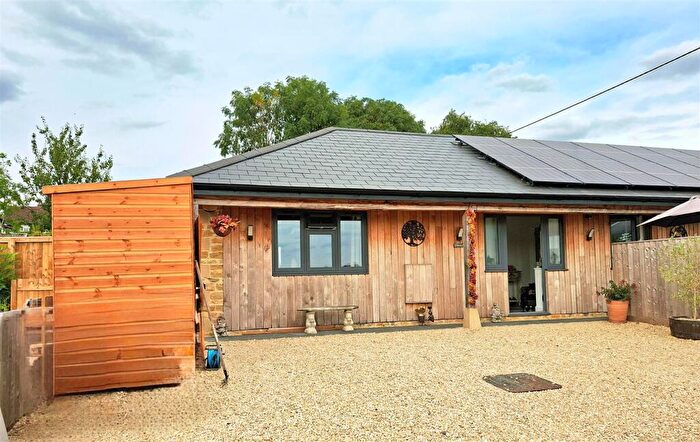 1 Bedroom Detached Bungalow For Sale In Seagry Hill, Sutton Benger, Chippenham, SN15