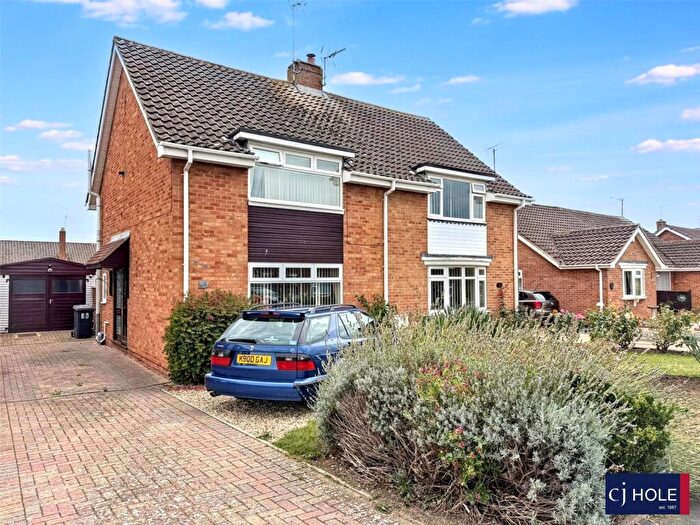 3 Bedroom Semi-Detached House For Sale In Chosen Way, Hucclecote, Gloucester, GL3