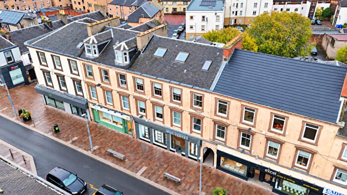 3 Bedroom Flat For Sale In Cadzow Street, Hamilton, ML3
