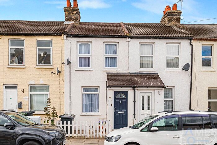2 Bedroom Terraced House To Rent In Howard Road, Dartford, DA1