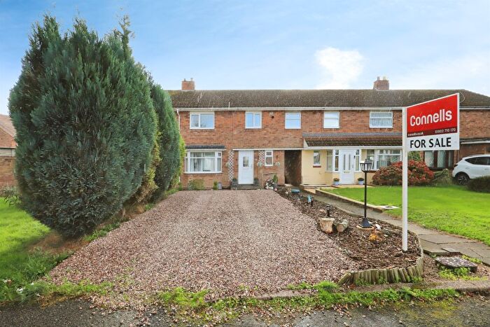 2 Bedroom Terraced House For Sale In Romsey Grove, Fordhouses, Wolverhampton, WV10