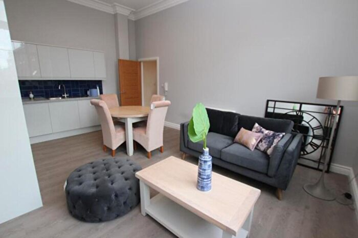 2 Bedroom Flat To Rent In Derby Road, Nottingham, NG7