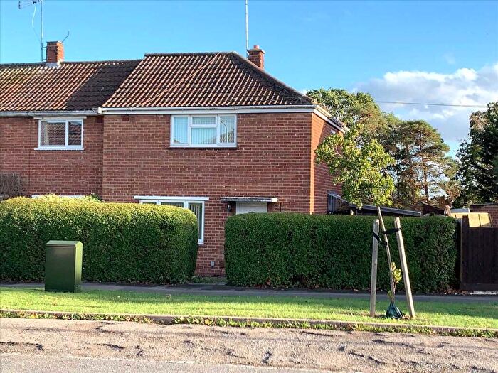 2 Bedroom End Of Terrace House For Sale In Southern Way, Wolverton, Milton Keynes, MK12