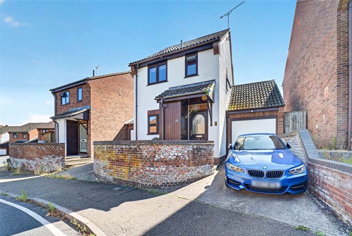 2 Bedroom Country House For Sale In Harvey Close, Lawford, Manningtree, Essex, CO11