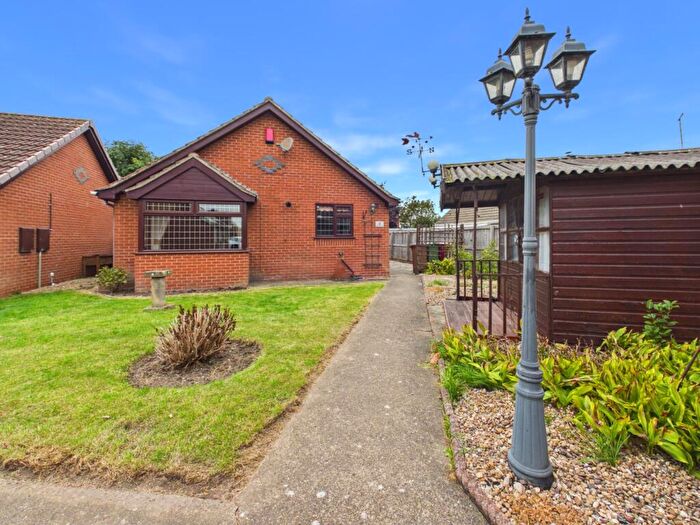 2 Bedroom Detached Bungalow For Sale In Whiston Way, Barton-Upon-Humber, Lincolnshire, DN18