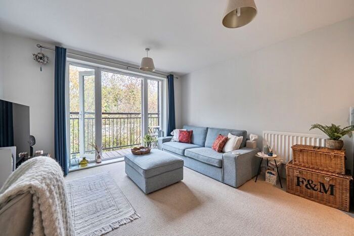 1 Bedroom Flat For Sale In Birches House, Fleet, Hampshire, GU51