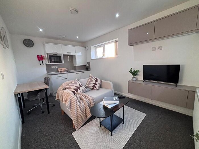 1 Bedroom Flat To Rent In St Thomas, Chorley, PR7
