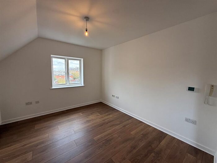 1 Bedroom Flat To Rent In Academy Place, Osterley, Isleworth, TW7