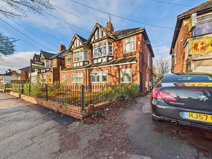 6 Bedroom Block Of Apartments For Sale In Inglemire Lane, Hull, HU6