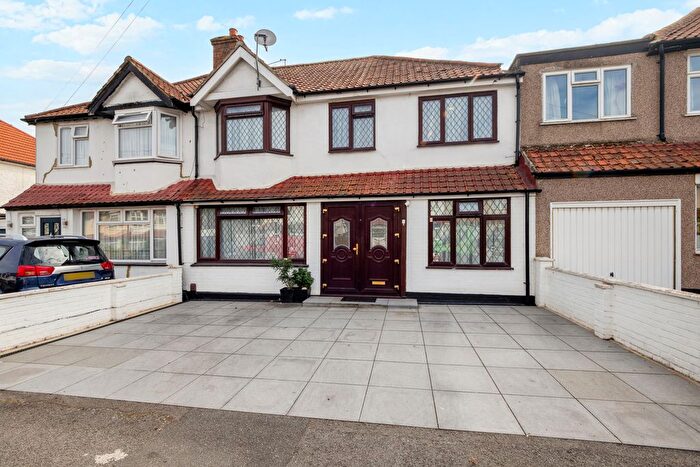 4 Bedroom Terraced House For Sale In Erskine Road, Sutton, SM1