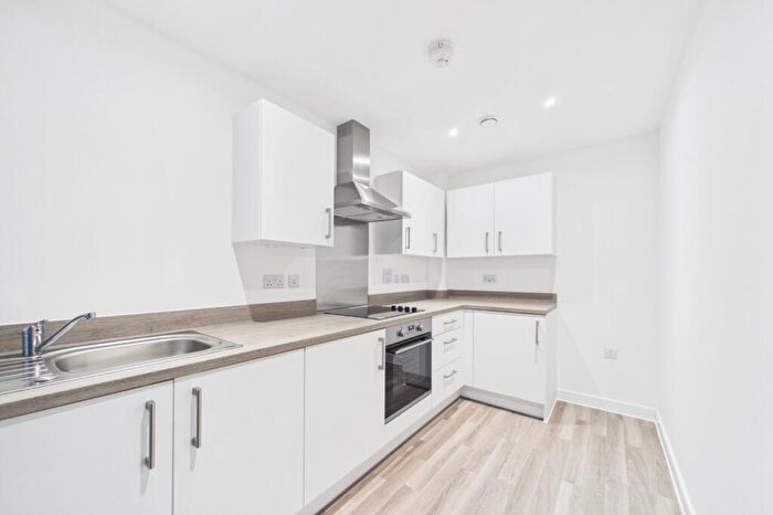1 Bedroom Flat To Rent In Spey Road, Tilehurst, Reading, Berkshire, RG30