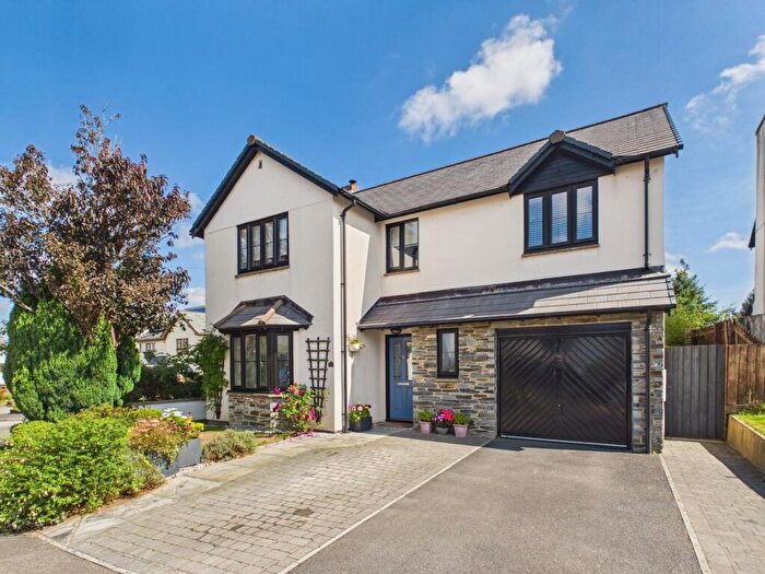4 Bedroom Detached House For Sale In Aish Park, Shebbear, EX21