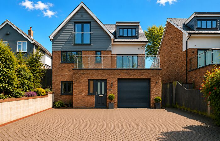 4 Bedroom Detached House For Sale In Lower Road, River, CT17
