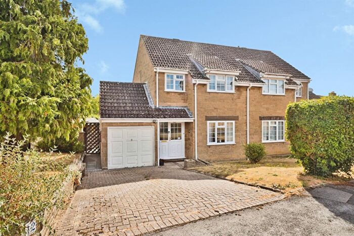 3 Bedroom Semi-Detached House For Sale In Greys Road, Merriott, TA16