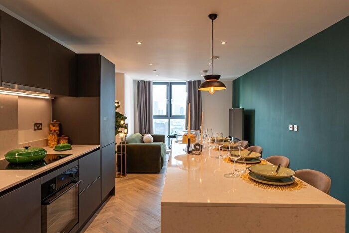2 Bedroom Flat To Rent In Flat, Swan Street House, Swan Street, Manchester, M4
