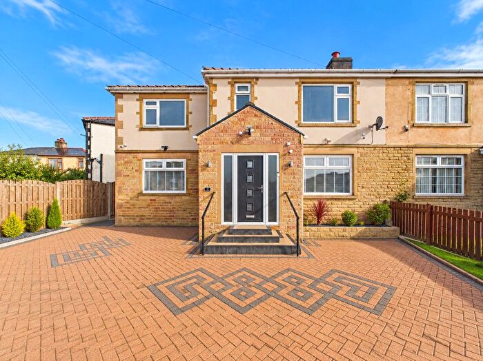 4 Bedroom Semi-Detached House For Sale In Killinghall Grove, Bradford, West Yorkshire, BD2