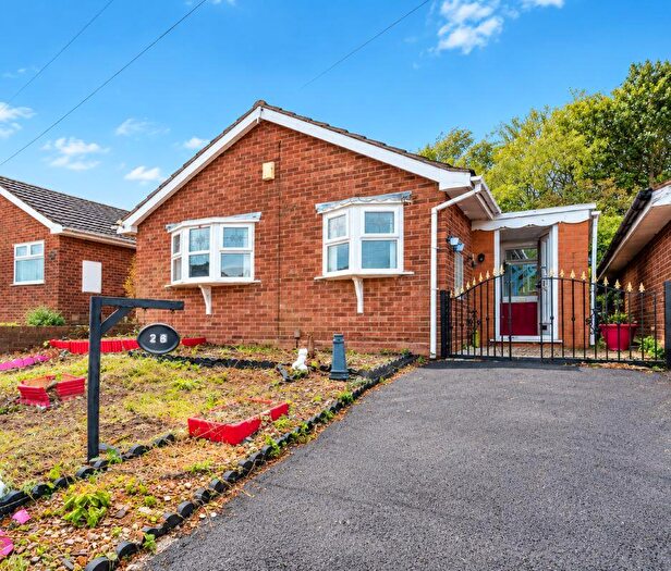 2 Bedroom Detached Bungalow For Sale In Ragees Road, Kingswinford, DY6
