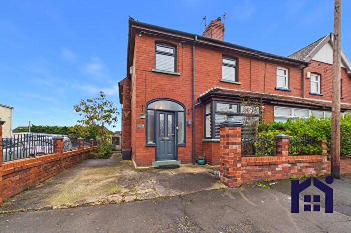 3 Bedroom End Of Terrace House For Sale In Park Road, Coppull, PR7