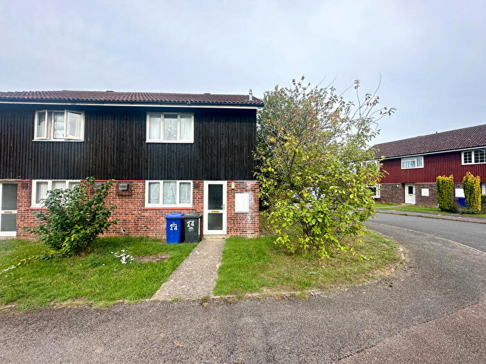 2 Bedroom Semi-Detached House To Rent In Royal Palace Close, Newmarket, CB8