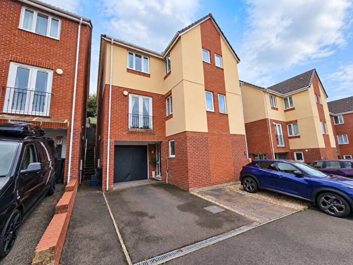 4 Bedroom Semi-Detached House For Sale In Silverwood Heights, Barnstaple, Devon, EX32