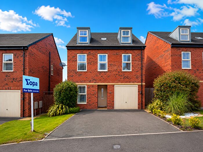 5 Bedroom Detached House For Sale In Ryeback Close, Burton-on-trent, DE15