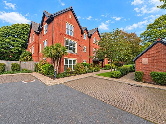2 Bedroom Flat For Sale In Braemar House, Bidston Road, CH43