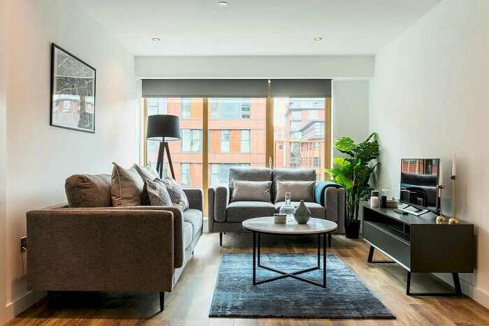 2 Bedroom Apartment To Rent In The Astley, Manchester Manchester, M1