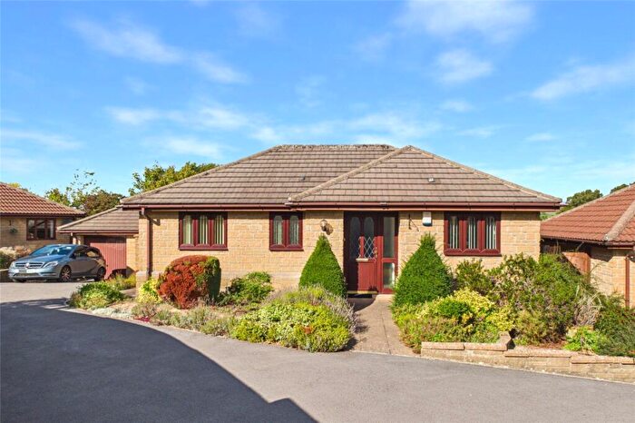 2 Bedroom Bungalow For Sale In Somerset Way, Paulton, Bristol, Somerset, BS39