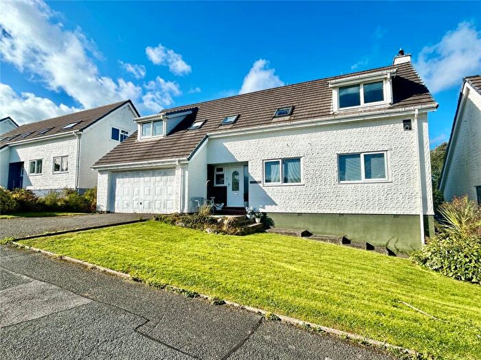 4 Bedroom Bungalow For Sale In Bay View Road, Benllech, Anglesey, LL74