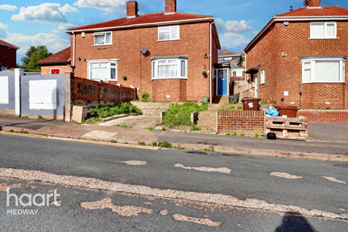 3 Bedroom Semi-Detached House For Sale In Copperfield Road, Rochester, ME1