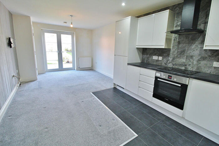 2 Bedroom Apartment To Rent In Woodlands Catherine Road, Benfleet, SS7