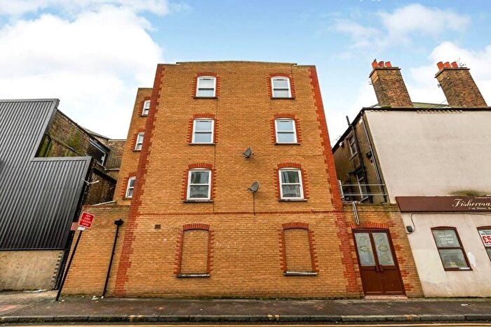 1 Bedroom Flat To Rent In Garrick Street, Gravesend, Kent, DA11