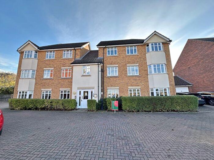 2 Bedroom Apartment For Sale In Hew Watt Close, Orsett Village, RM16