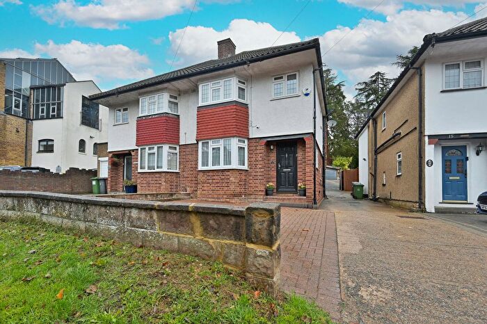 3 Bedroom Semi-Detached House For Sale In Melbourne Road, Bushey, WD23