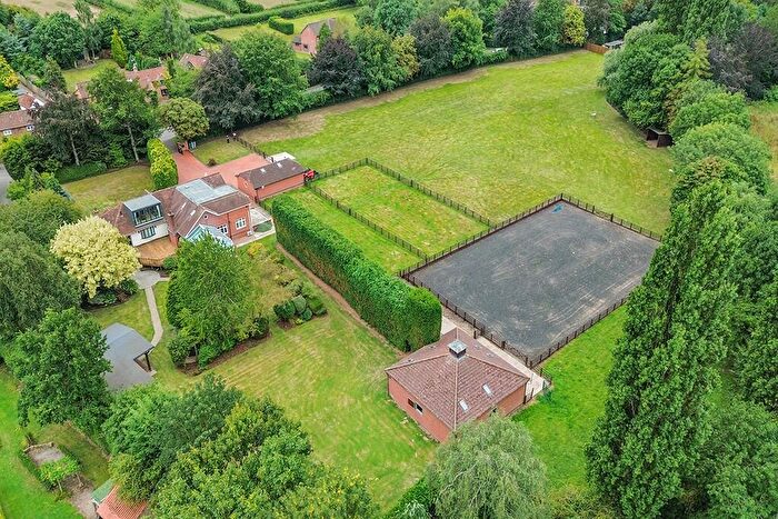 4 Bedroom Detached House For Sale In Greenacres, Lambley Road, Lowdham, Nottinghamshire, NG14